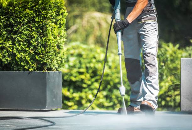 Best House Exterior Washing  in Labasas, CA